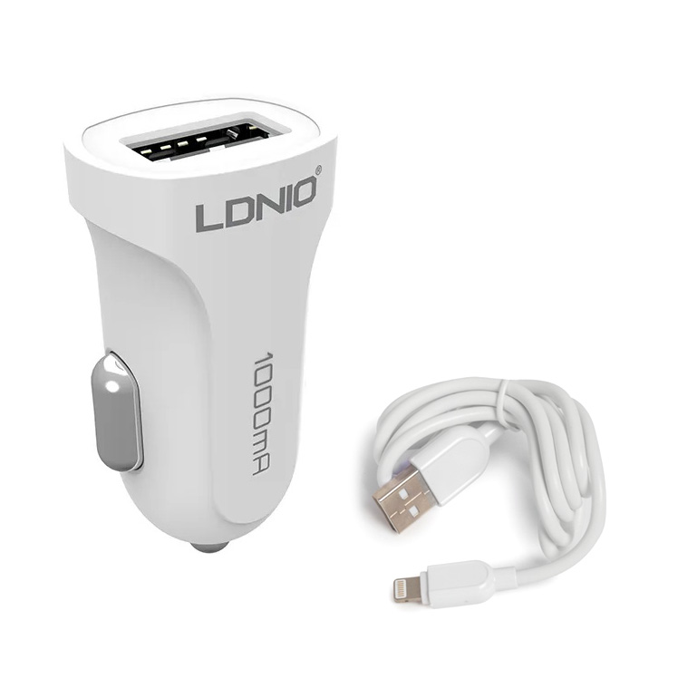 Auto punjac LDNIO DL-C17 2.4A sa iPhone Lightning kablom beli