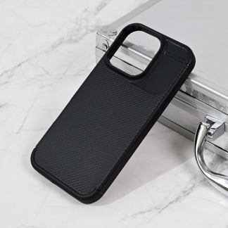 Maska(futrola) Defender Carbon za iPhone 16 Pro 6.3 crna